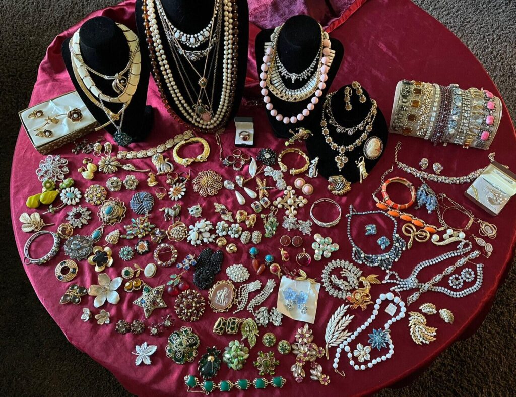 vintage costume jewelry lot