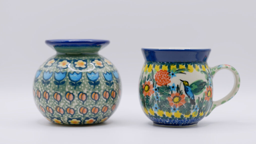 Unikat pottery versus a replica Polish pottery item