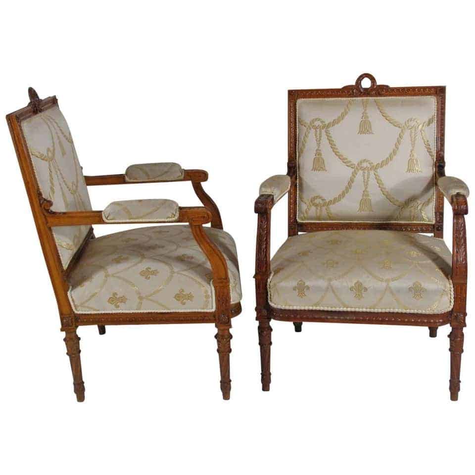 Decoding Styles: How to Identify a Louis XVI Chair