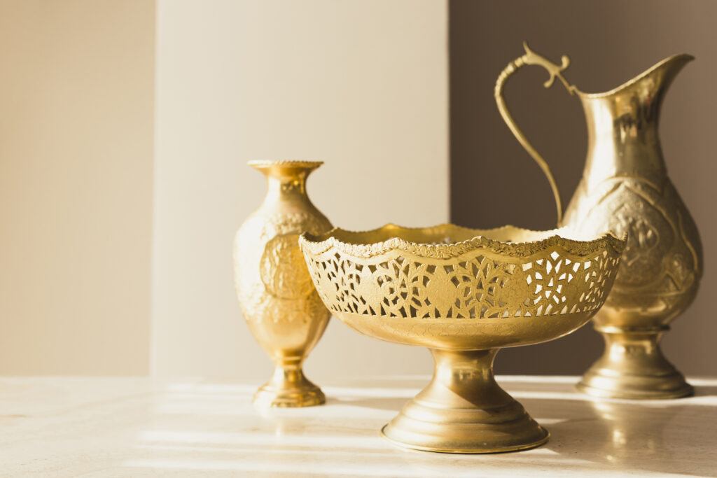 Golden decorative ramadan concept freepik