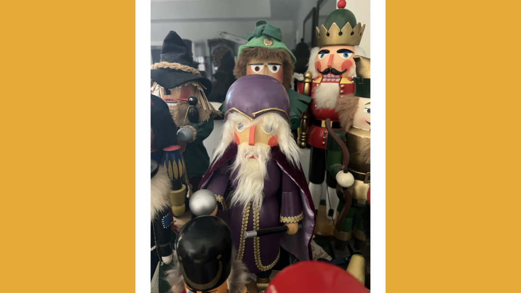 How Much Is Your Nutcracker Worth? – WorthPoint