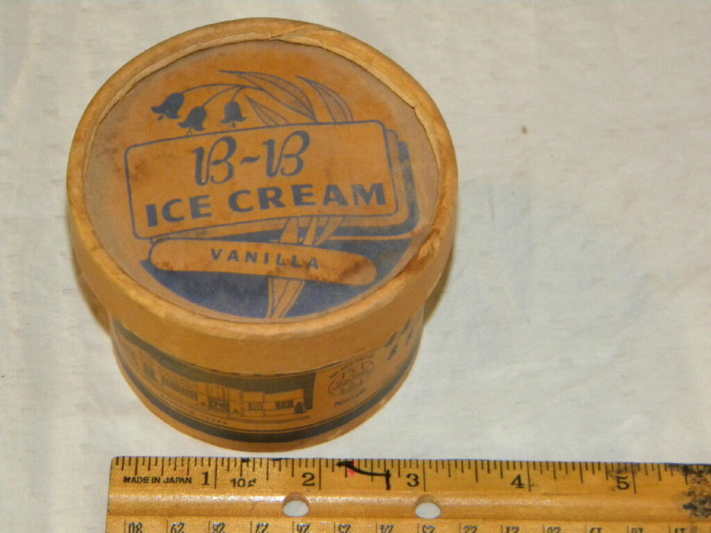 RARE Vintage 1940S BLUE BELL ICE CREAM ROUND PAPER B-B CARTON