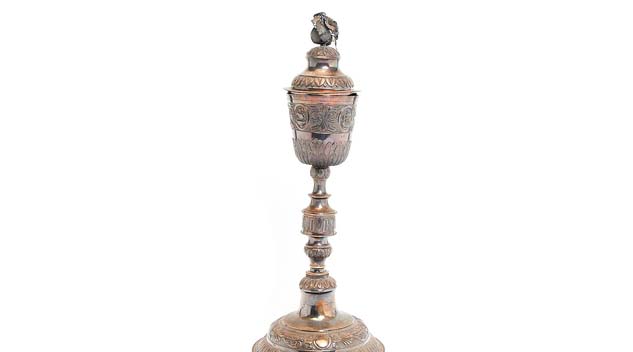 Silver Judaica Besamim Towers Over Michaan’s – Antiques And The Arts Weekly