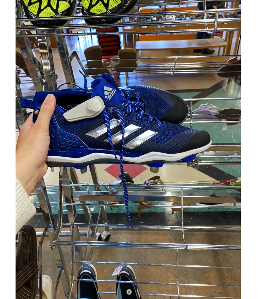 This Week in Thrifting: Do Shoes Have Big Returns? – WorthPoint