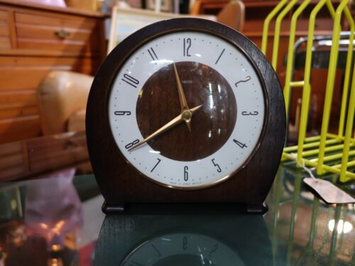 Vintage 1960s Smiths Striking Mantel Clock – Classic British Craftsmanship