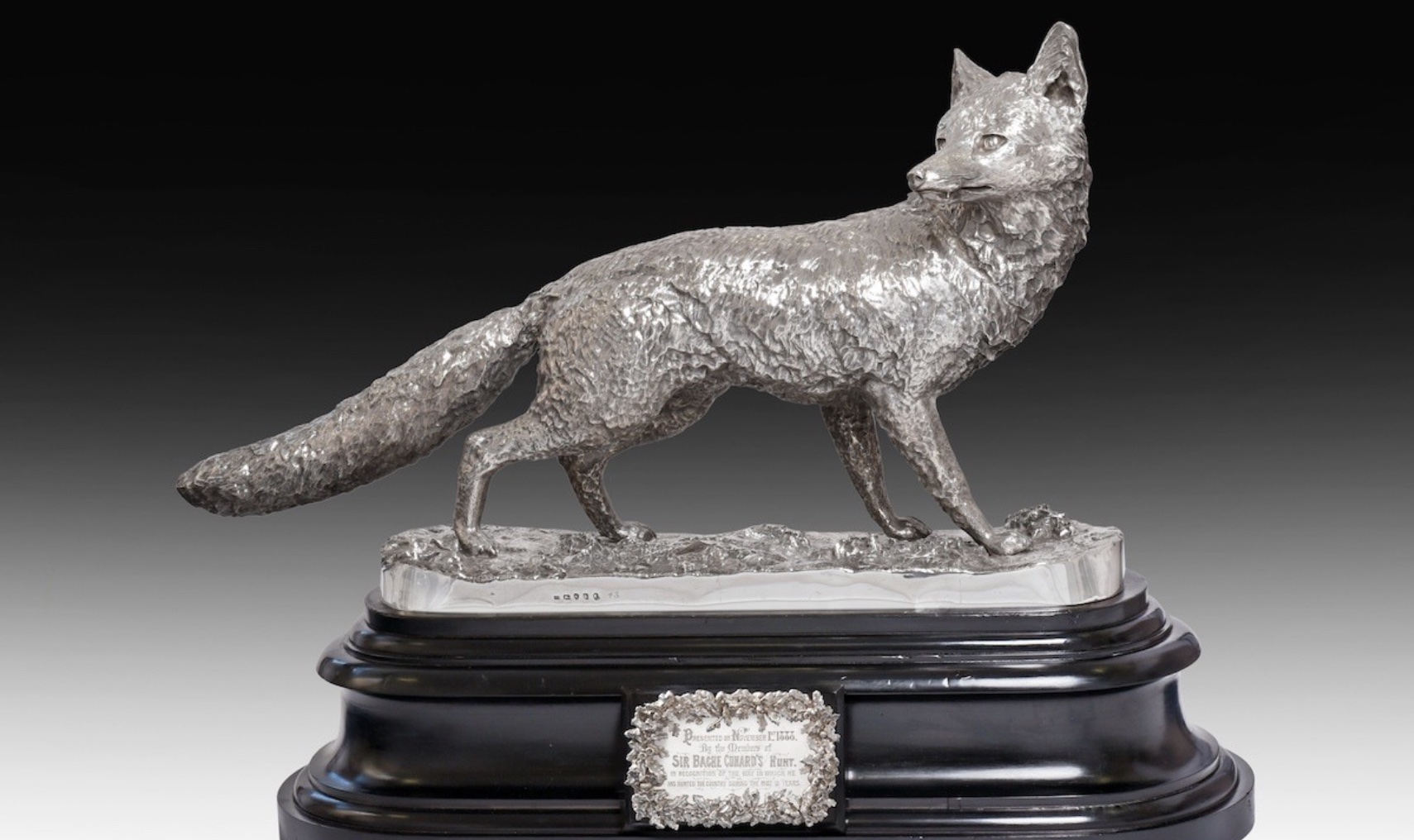 Hunt is on for silver fox – Antique Collecting