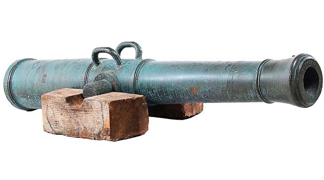 Single-Owner Auction Kicks Off Four Day $7.4 Million Militaria Event — Kochan Collection Is An Art Of War Study – Antiques And The Arts Weekly