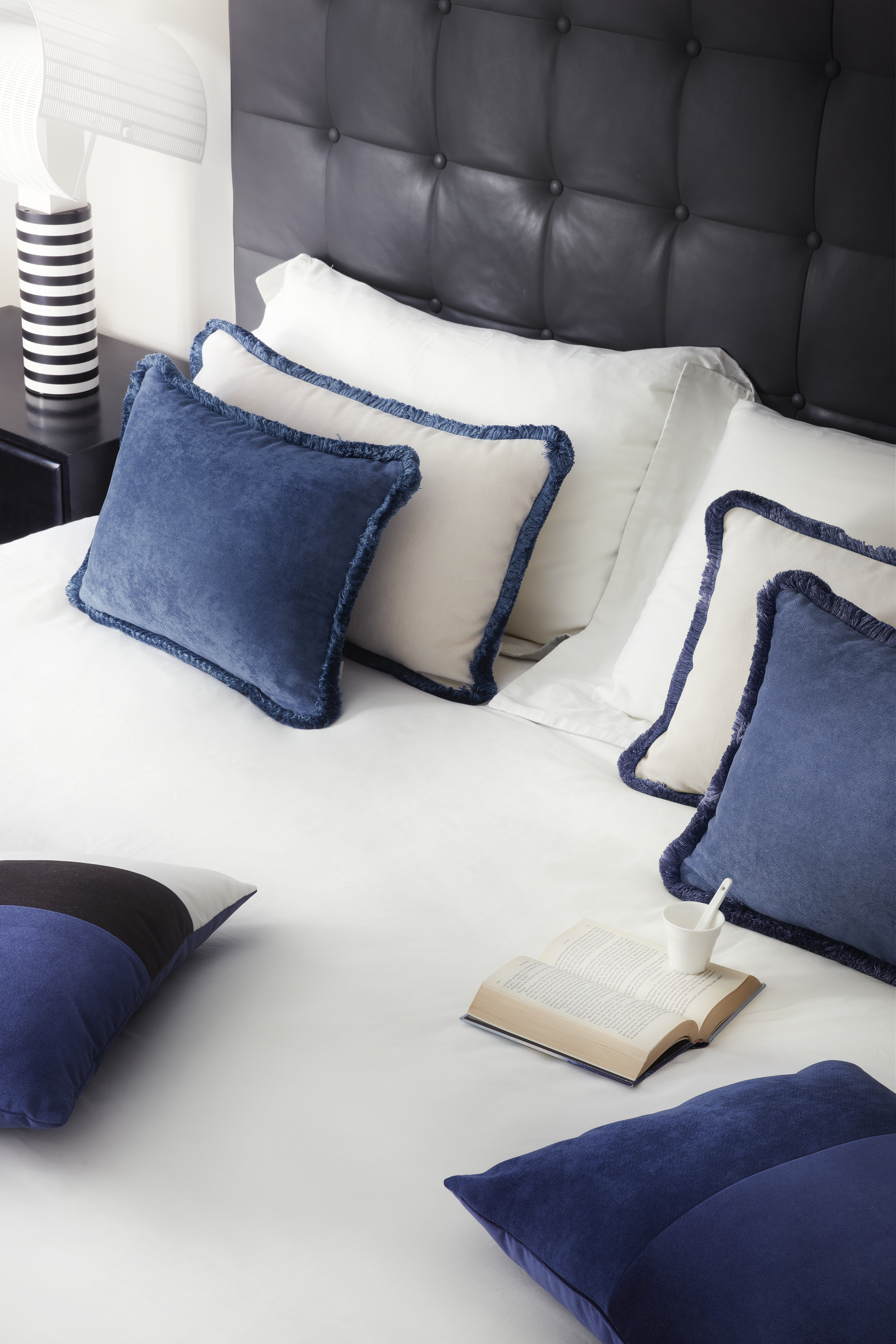 Bed Pillows Blue- Styylish